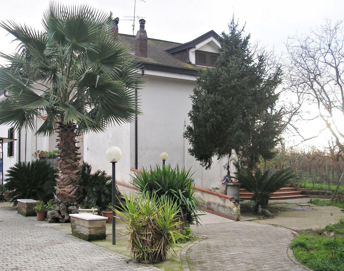 Appartamento Per 4 Persone Acerra Εξωτερικό φωτογραφία